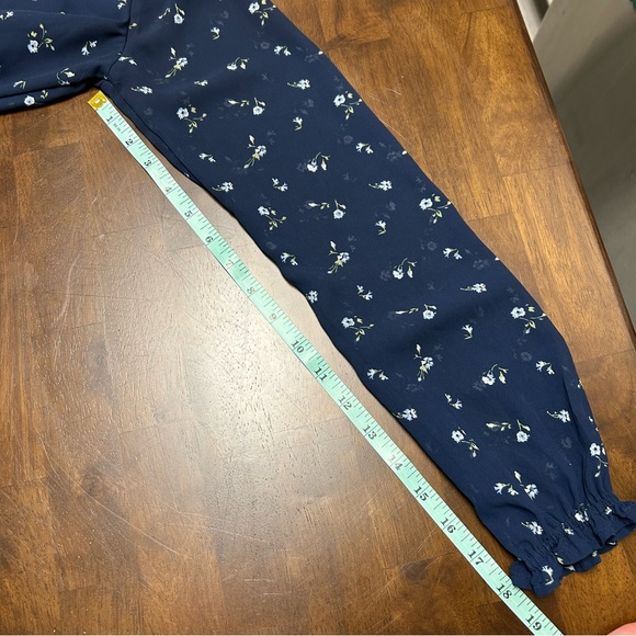 Hollister Floral Navy Blue Romper Size S - Picture 13 of 16